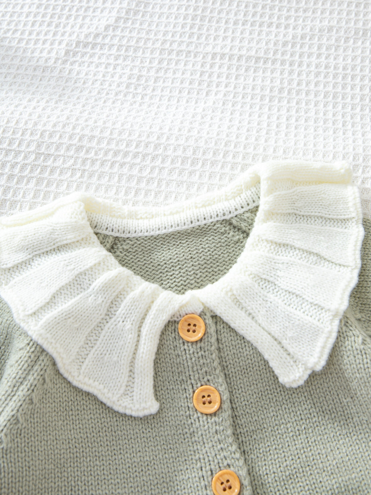 Embroidery Knit Cardigan