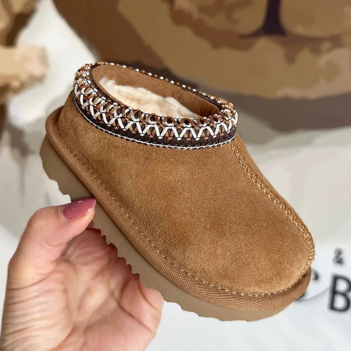 Tasman Slippers